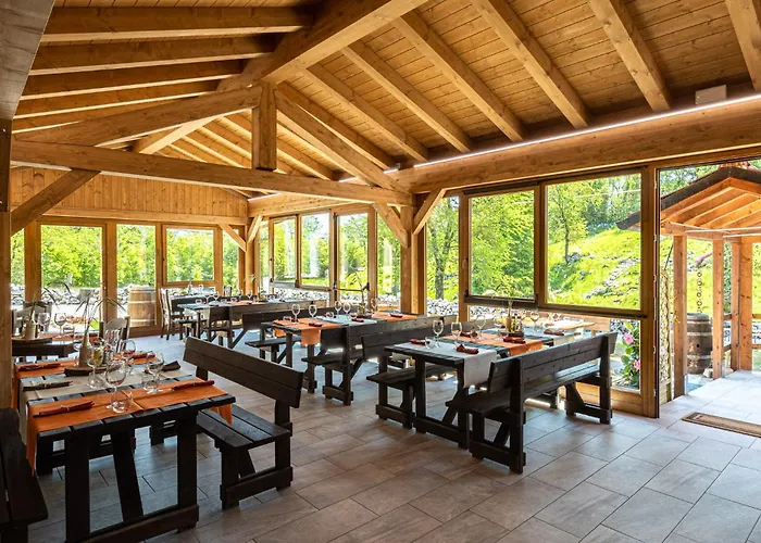 Fattoria Carolina - Friuli Venezia Giulia - Val D'arzino 3*